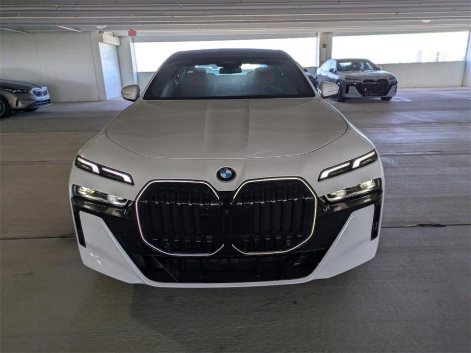 new 2025 BMW 740 car