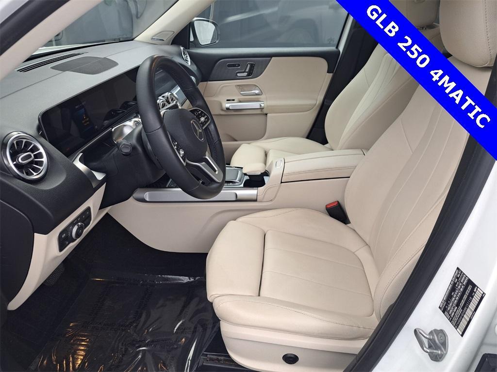 used 2021 Mercedes-Benz GLB 250 car, priced at $27,495