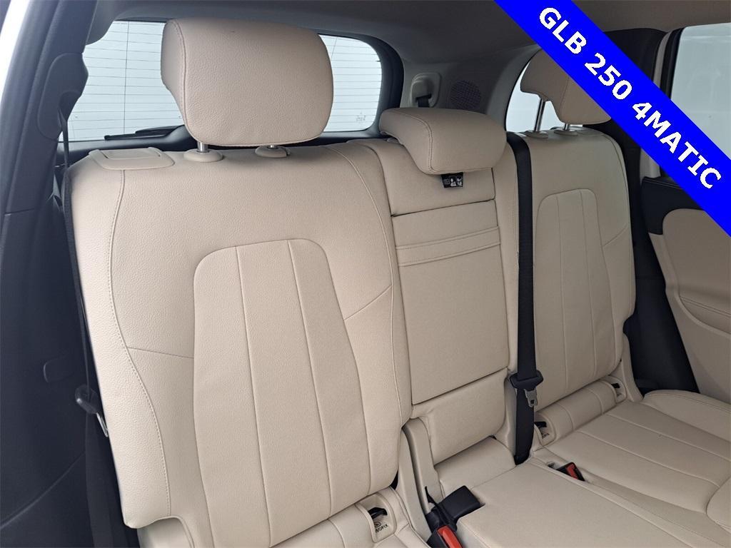 used 2021 Mercedes-Benz GLB 250 car, priced at $27,495