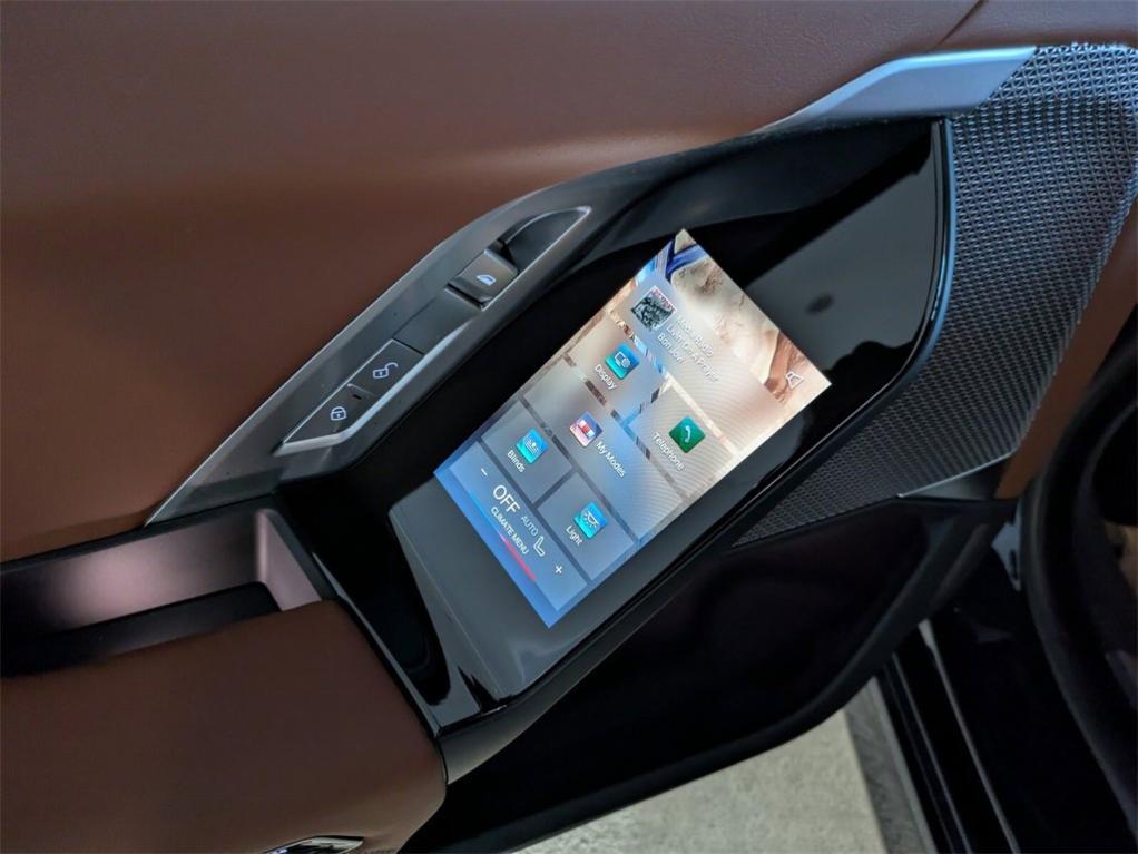 new 2025 BMW 760 car