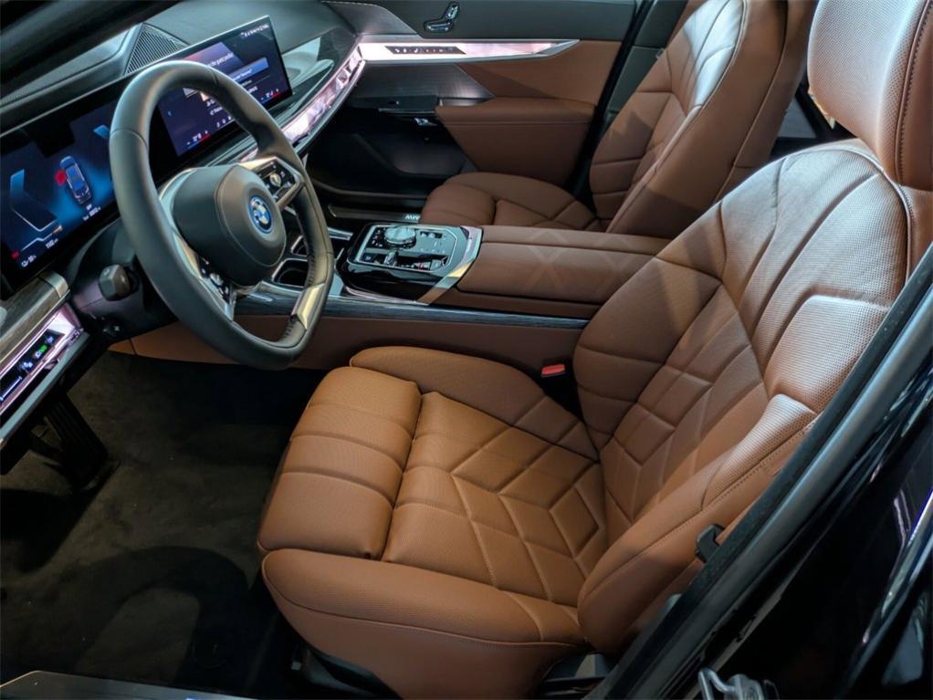 new 2025 BMW i7 car