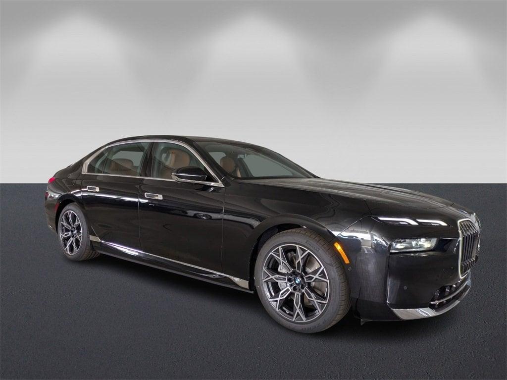 new 2025 BMW i7 car