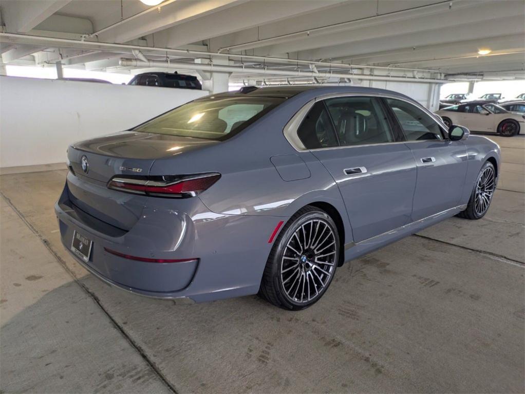 new 2025 BMW i7 car