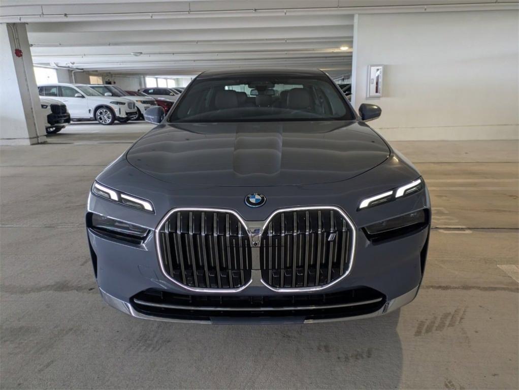 new 2025 BMW i7 car
