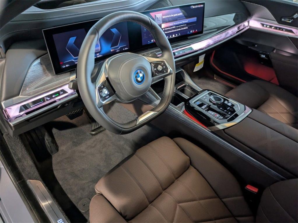 new 2025 BMW i7 car