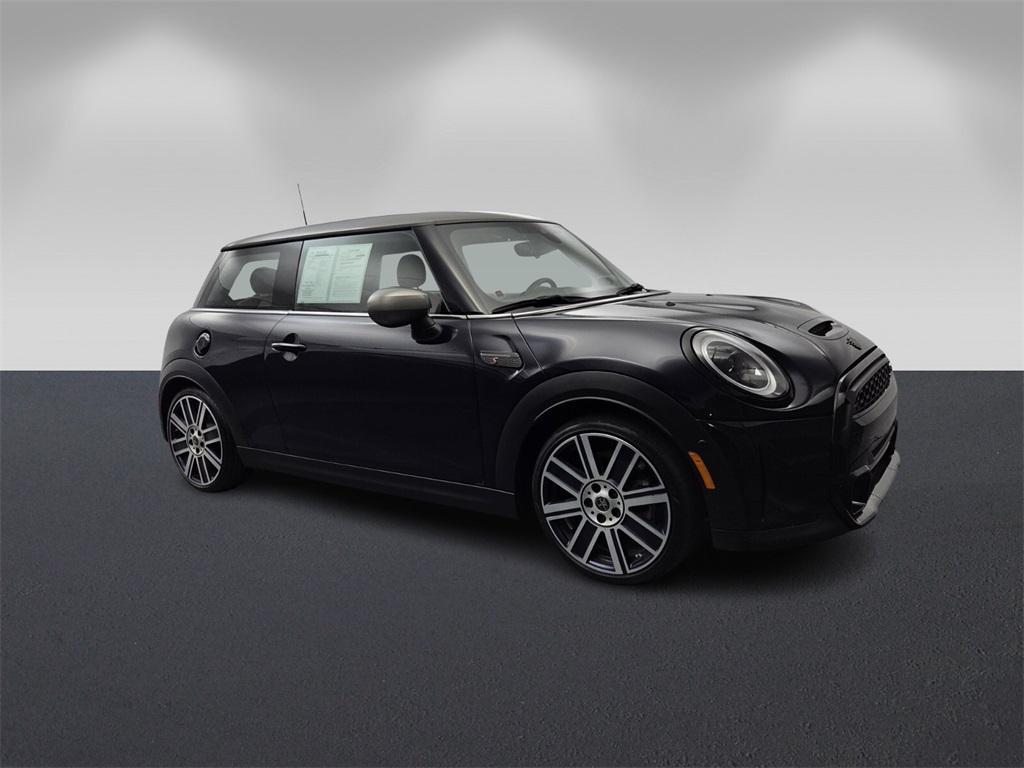 used 2023 MINI Hardtop car, priced at $29,995