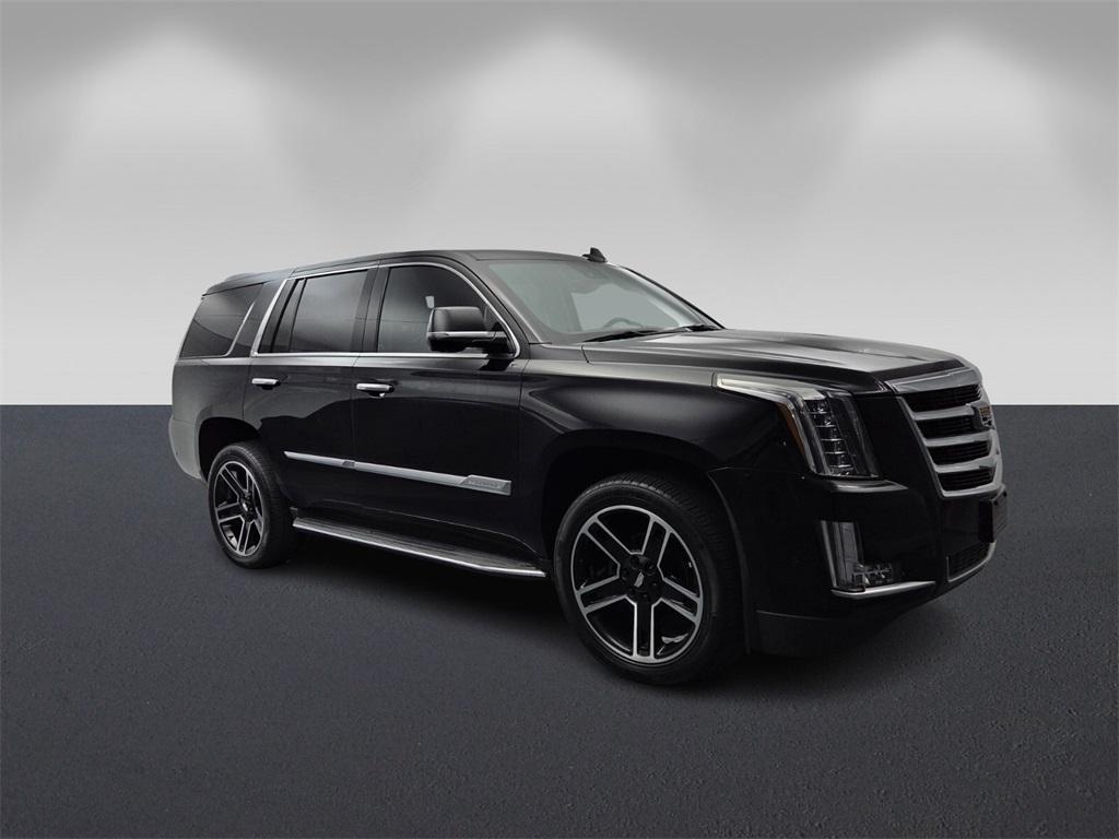 used 2020 Cadillac Escalade car, priced at $45,995