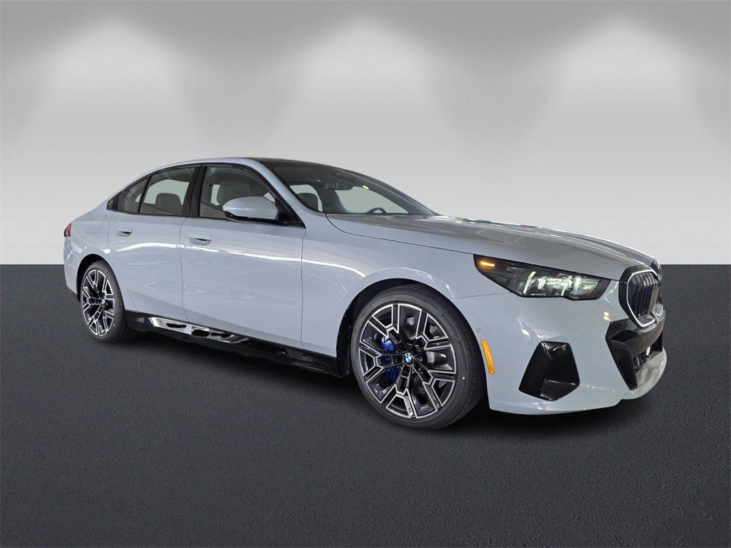 new 2026 BMW 550e car