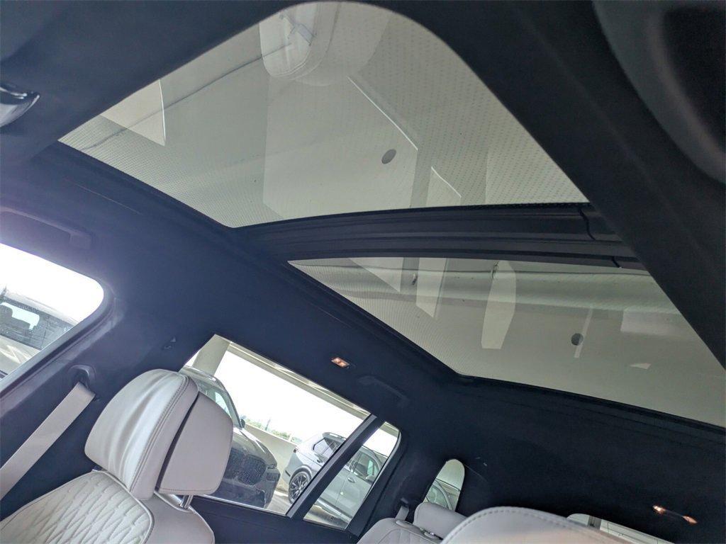 new 2026 BMW X7 car