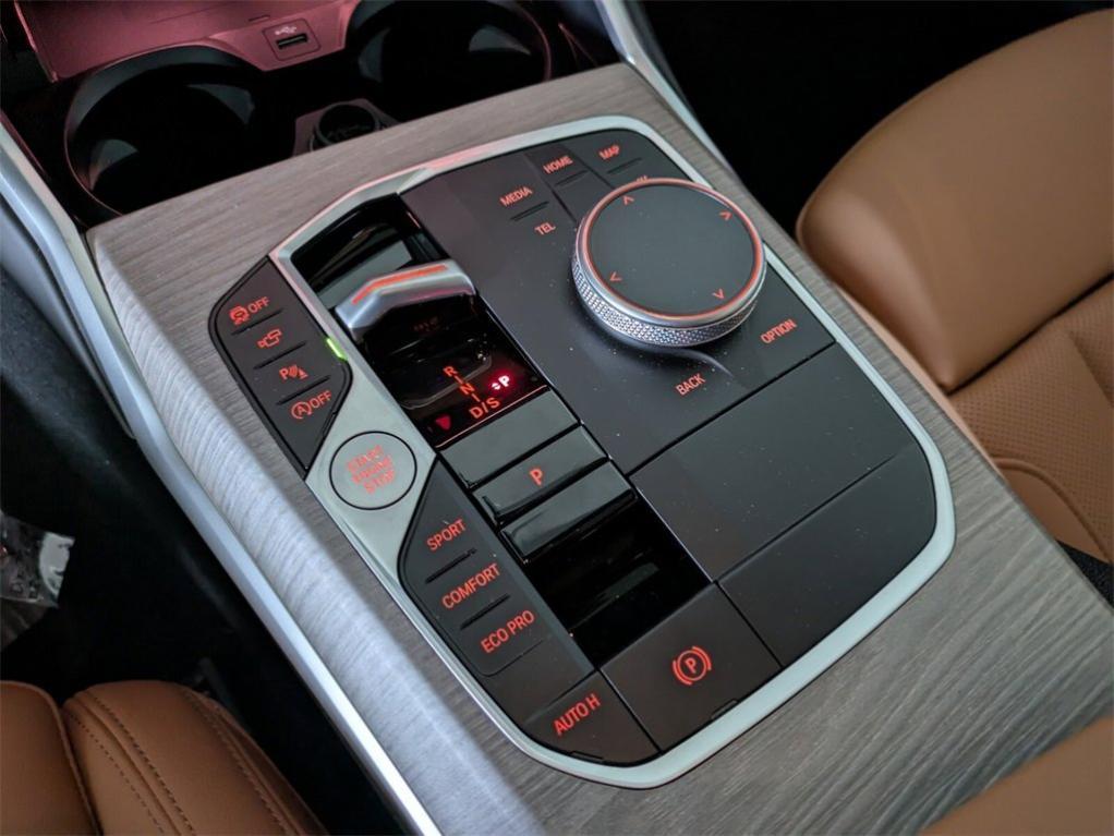 new 2025 BMW 330 car
