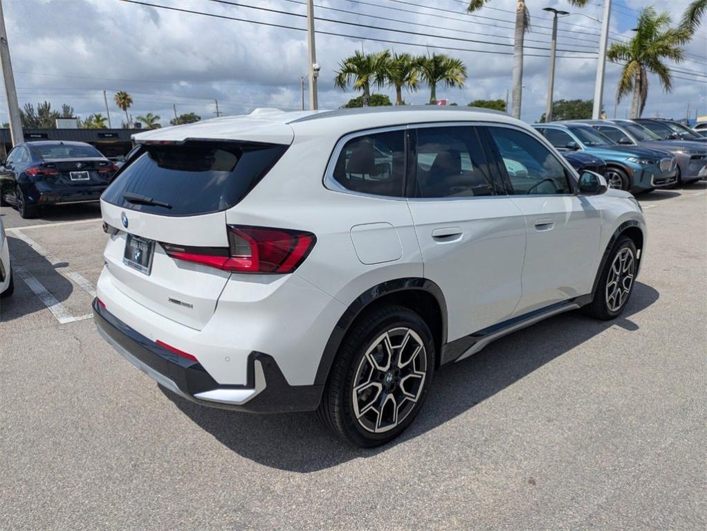 new 2025 BMW X1 car