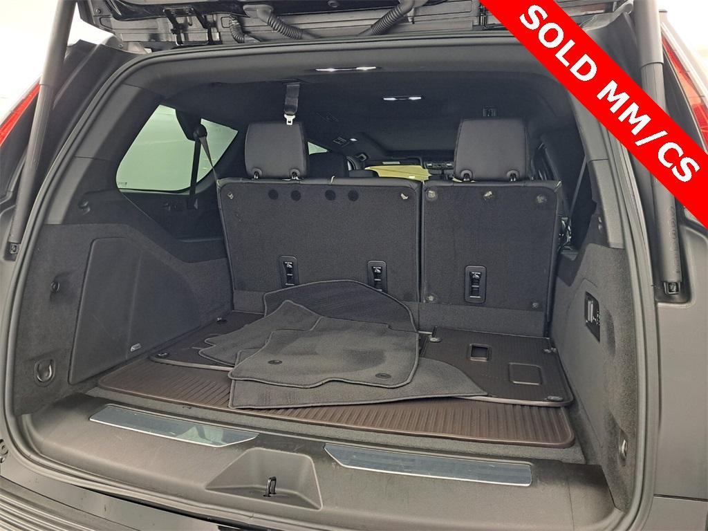 used 2022 Cadillac Escalade ESV car, priced at $77,995