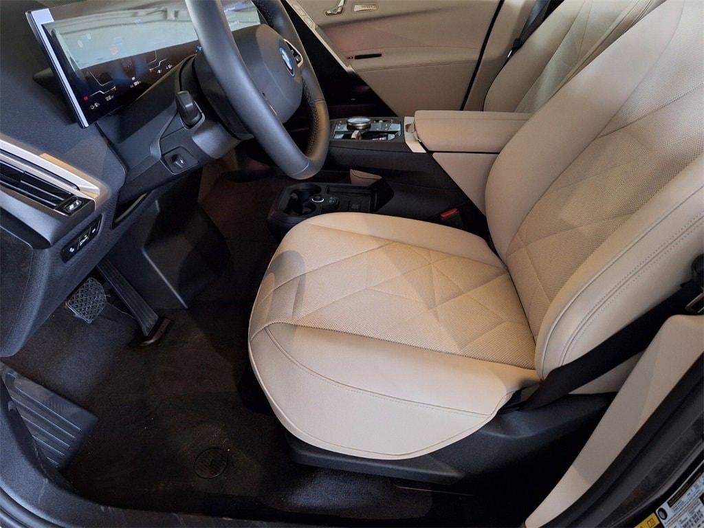 new 2025 BMW iX car