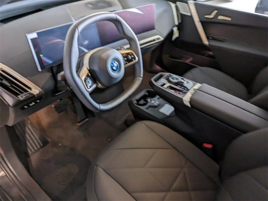 new 2024 BMW iX car