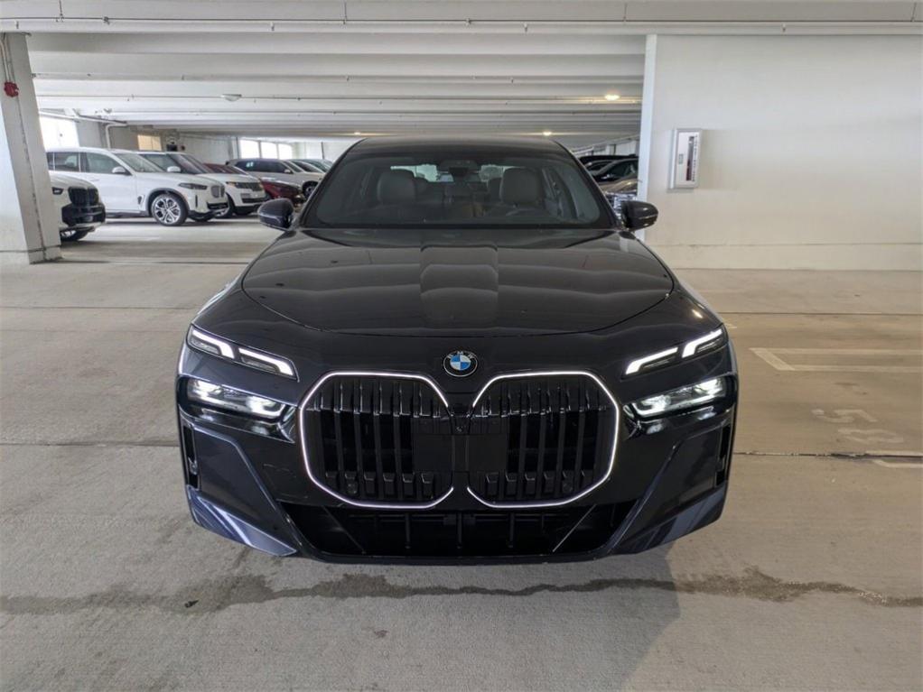 new 2025 BMW 760 car