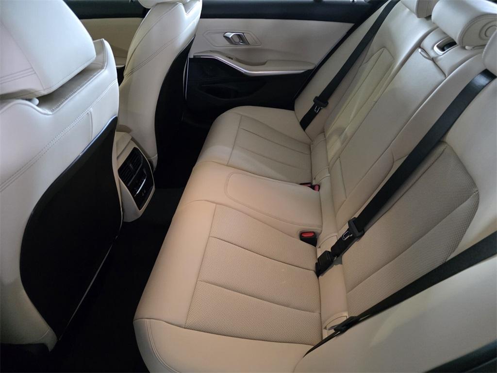 new 2025 BMW 330 car