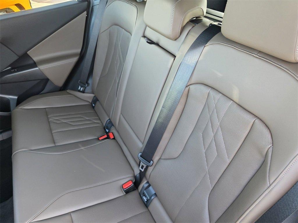 new 2025 BMW X3 car