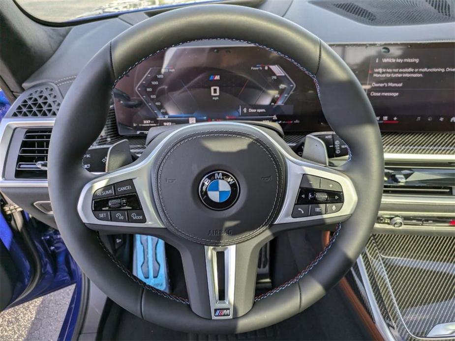 new 2025 BMW X7 car