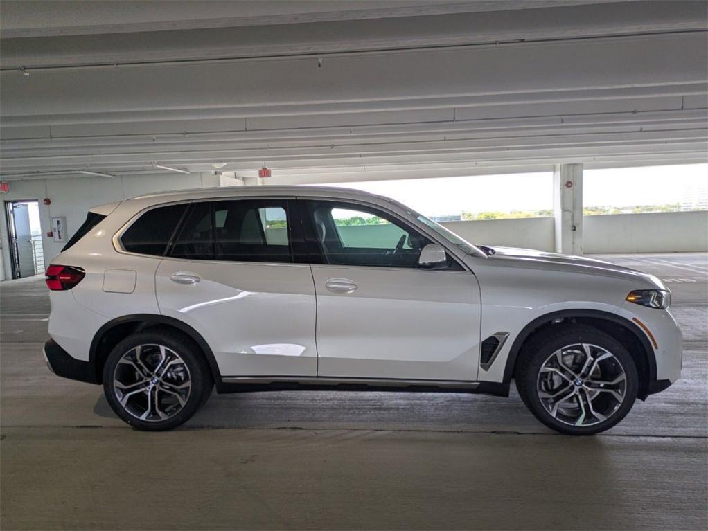 new 2025 BMW X5 car