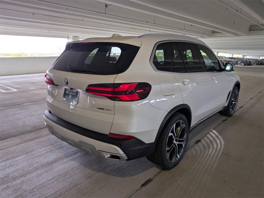 new 2025 BMW X5 car