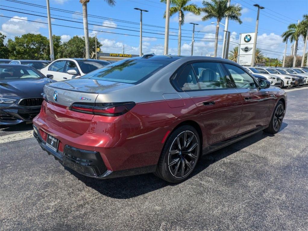 new 2024 BMW i7 car