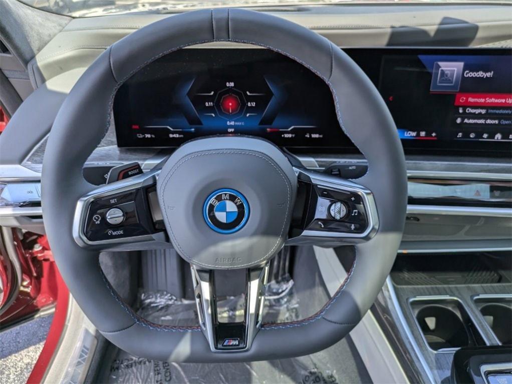 new 2024 BMW i7 car