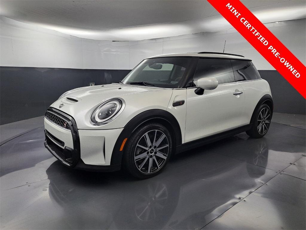 used 2024 MINI Hardtop car, priced at $29,498