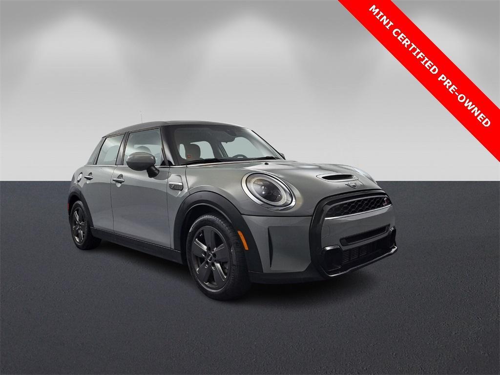 used 2022 MINI Hardtop car, priced at $27,995