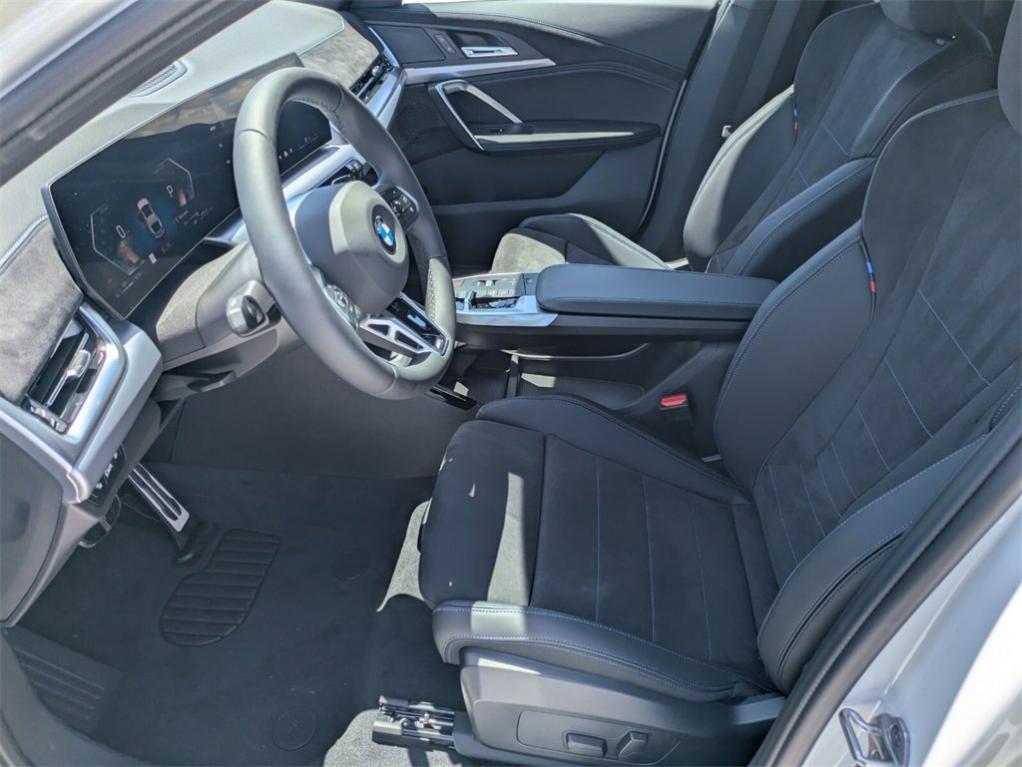 new 2025 BMW X2 car