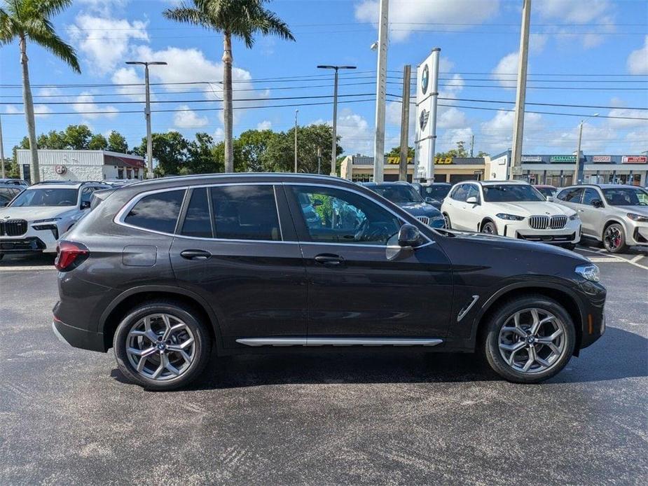 new 2024 BMW X3 car