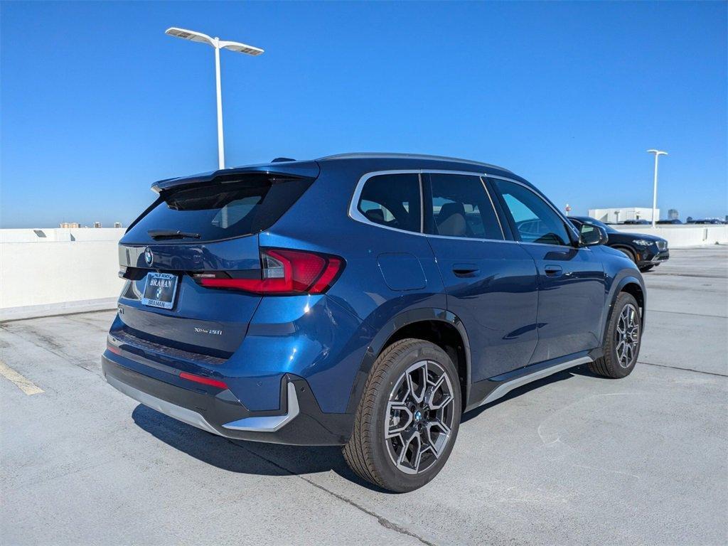 new 2025 BMW X1 car