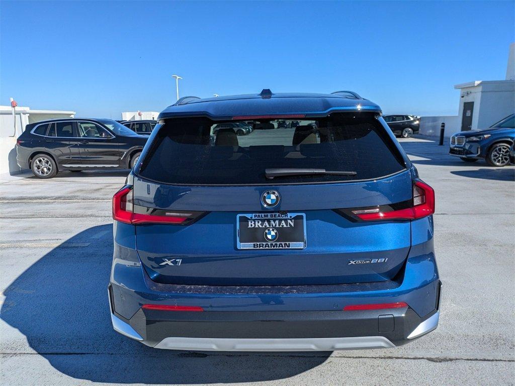 new 2025 BMW X1 car