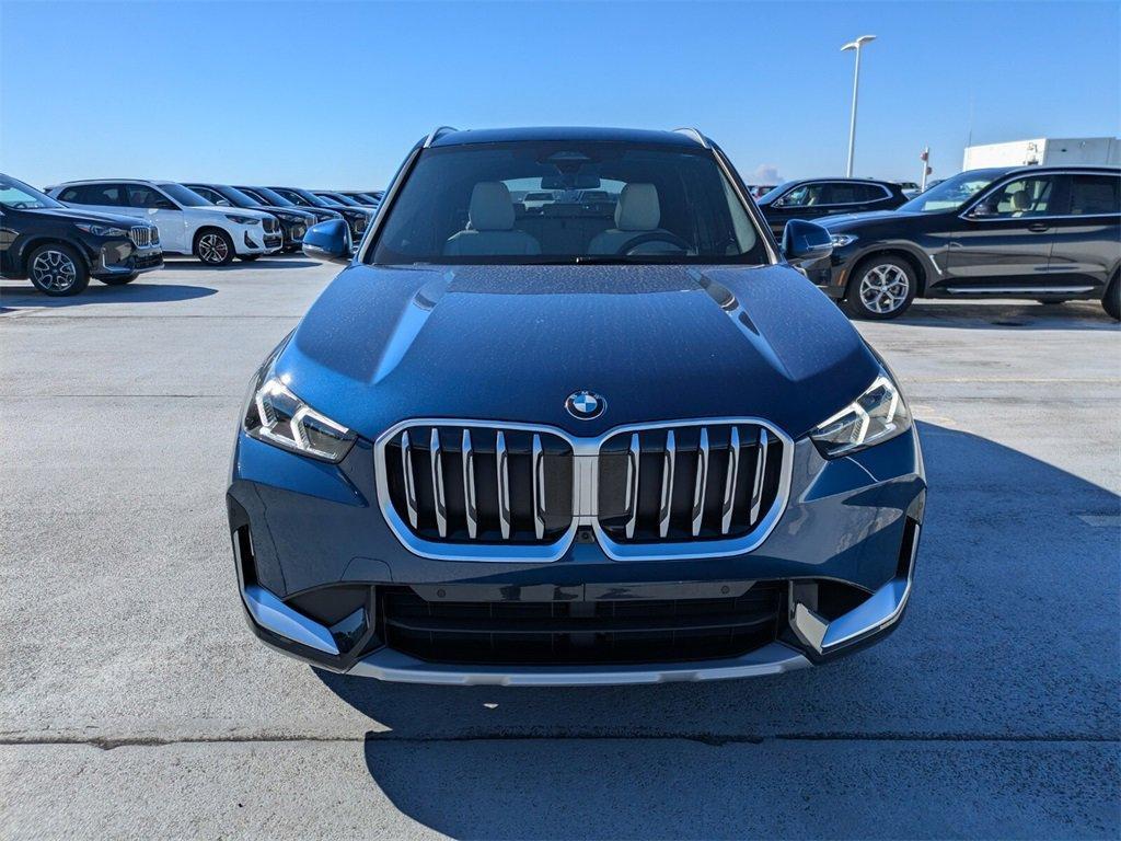 new 2025 BMW X1 car
