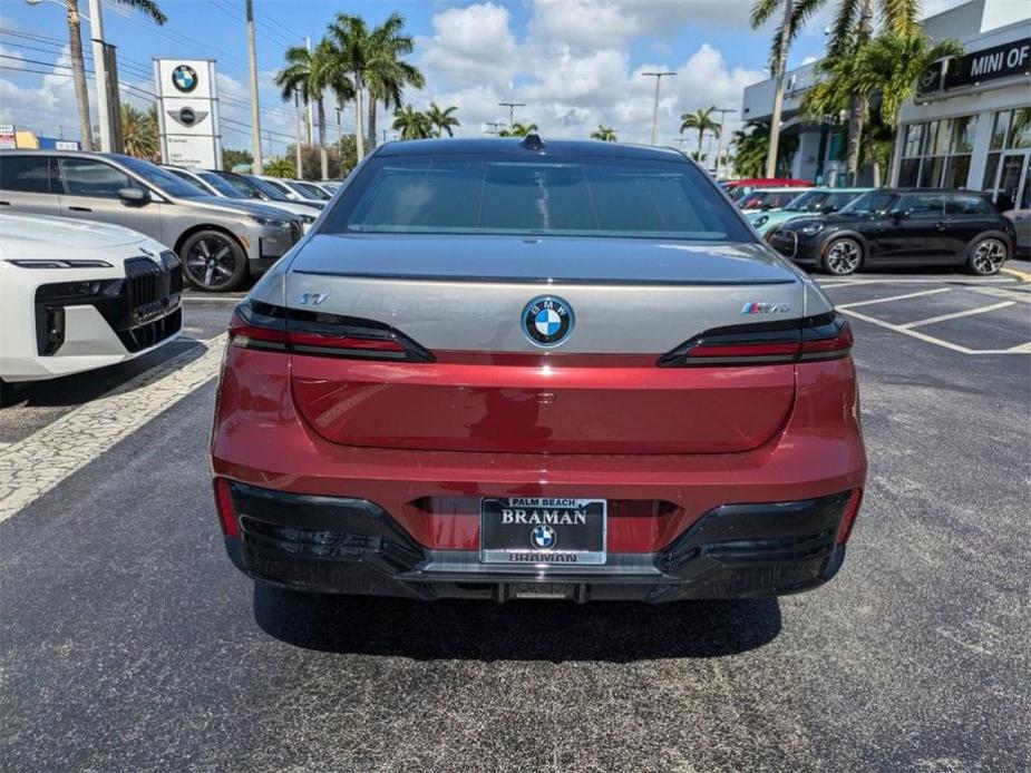 new 2024 BMW i7 car