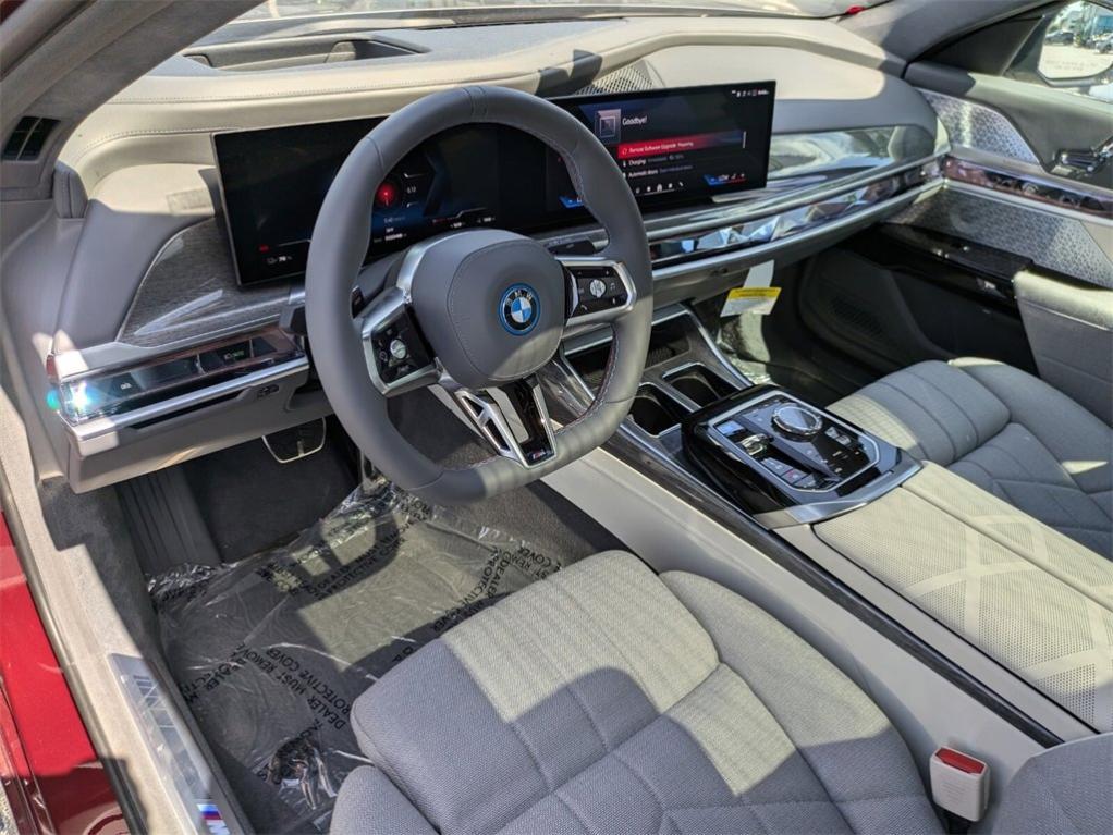 new 2024 BMW i7 car