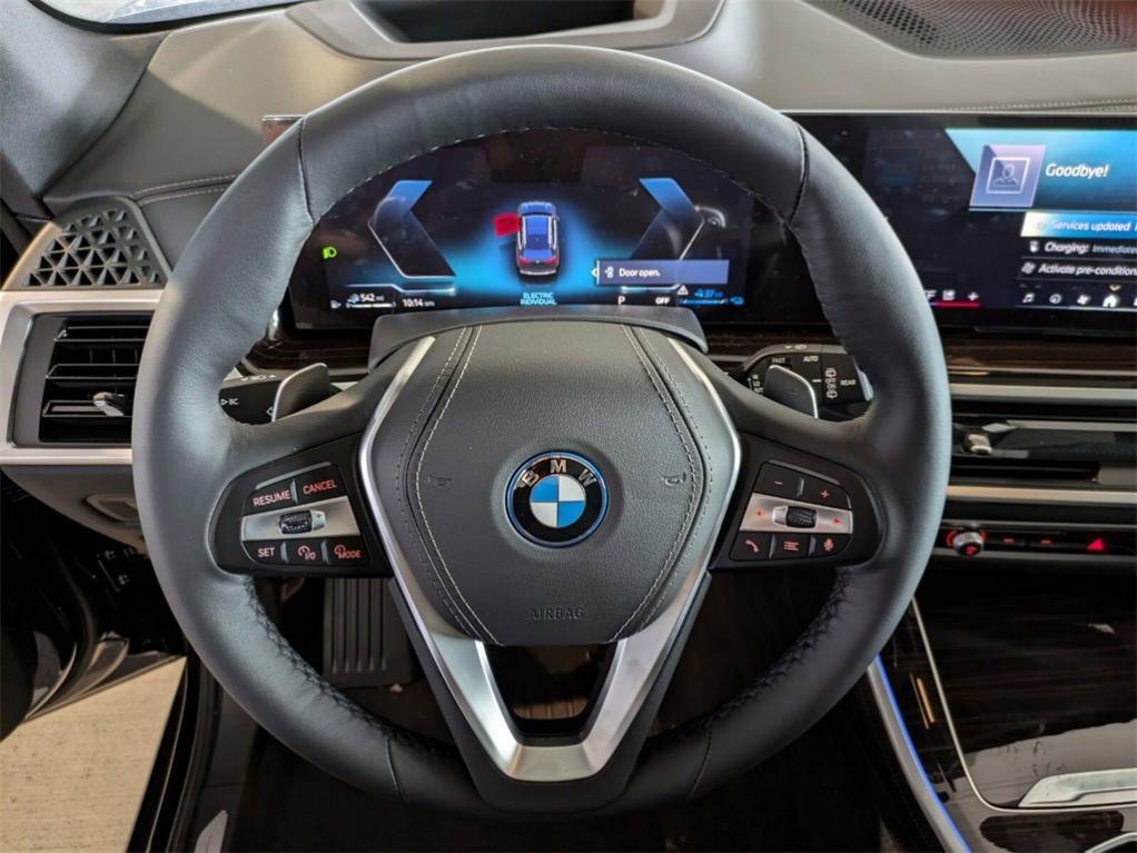 new 2025 BMW X5 PHEV car