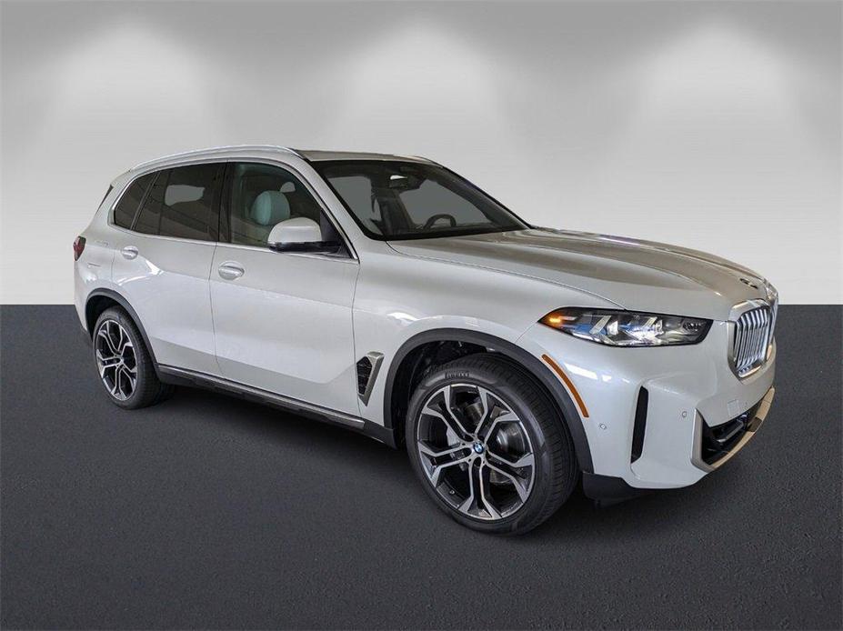 new 2025 BMW X5 car