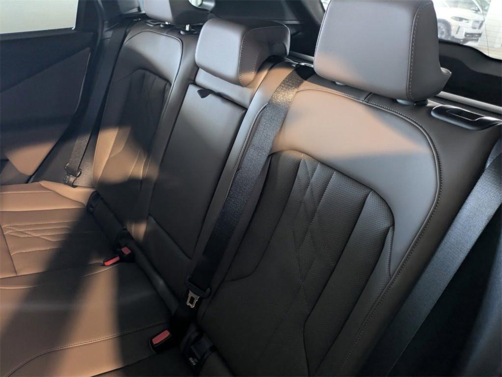 new 2025 BMW X3 car