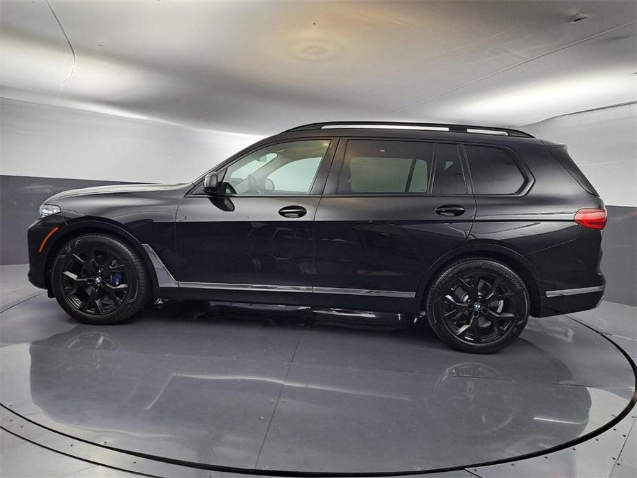 used 2022 BMW X7 car