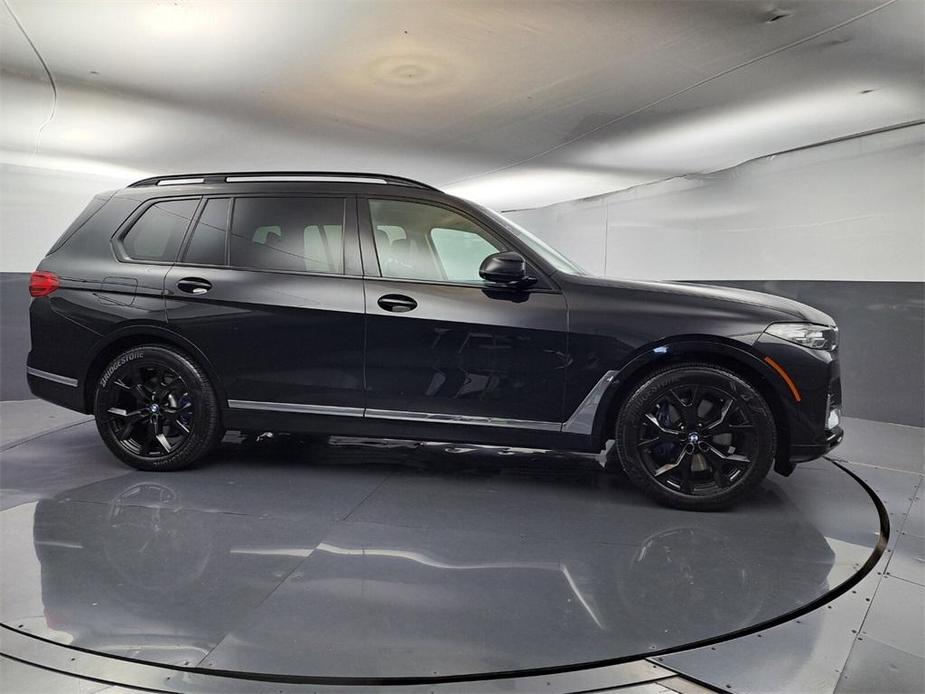 used 2022 BMW X7 car