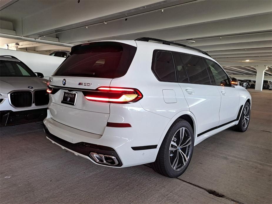 new 2025 BMW X7 car