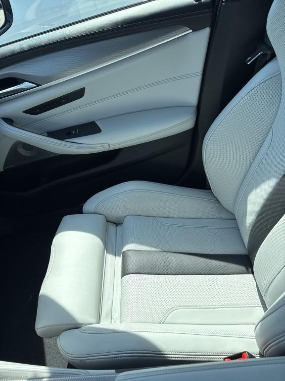 used 2021 BMW M5 car, priced at $85,000
