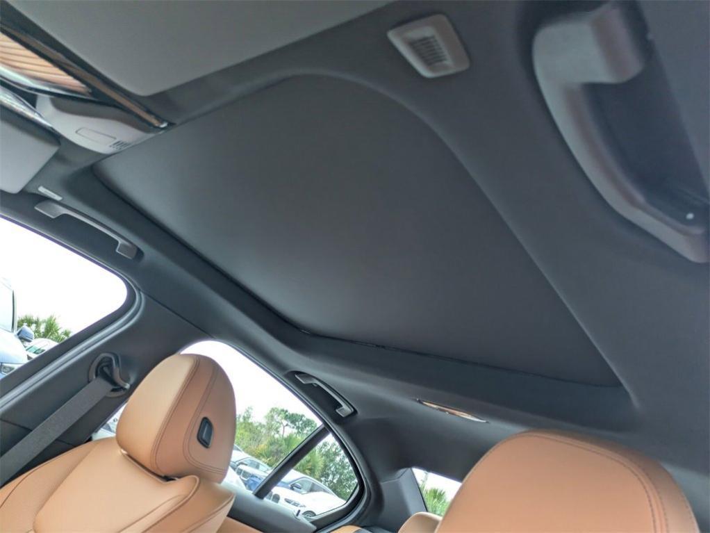 new 2025 BMW 330 car
