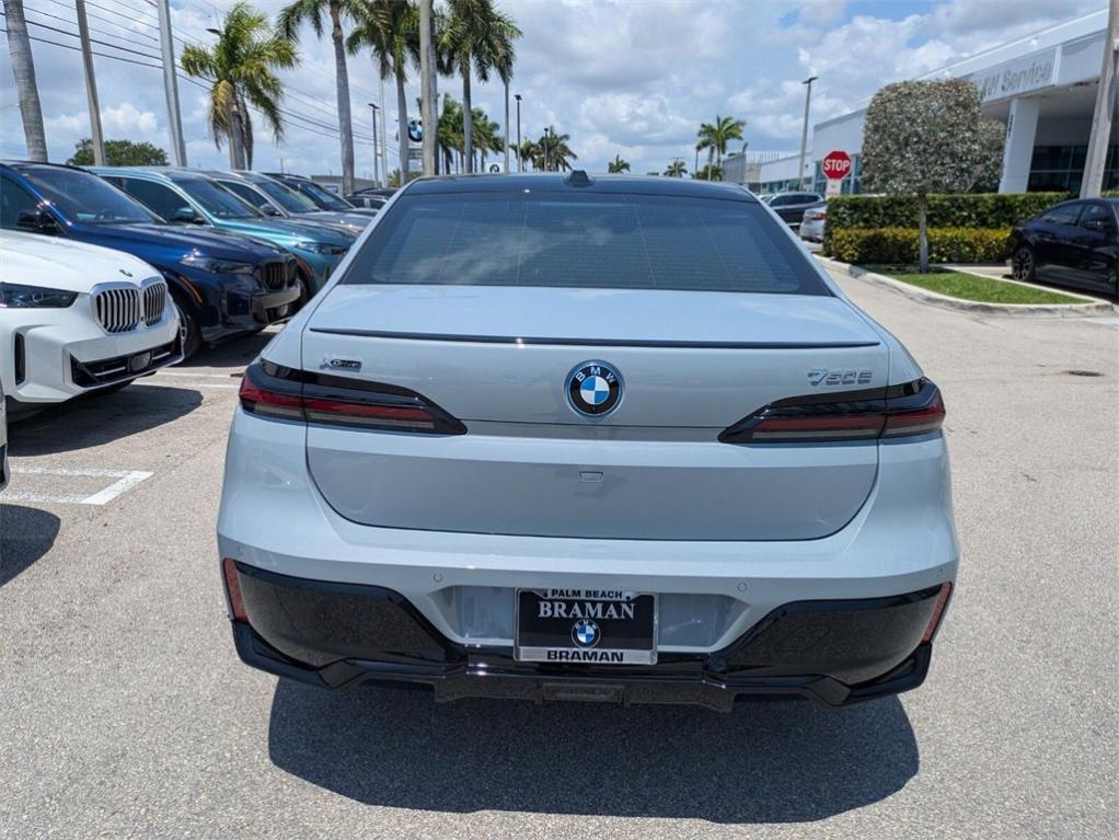 new 2025 BMW 750e car