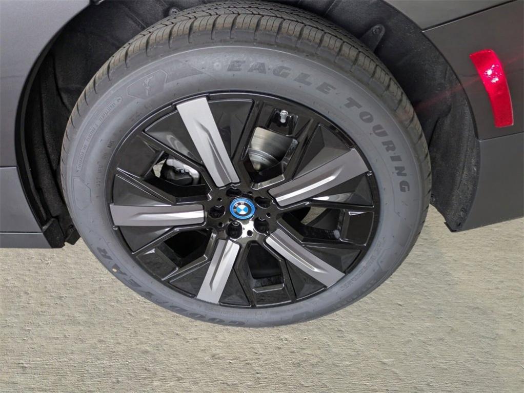 new 2025 BMW iX car