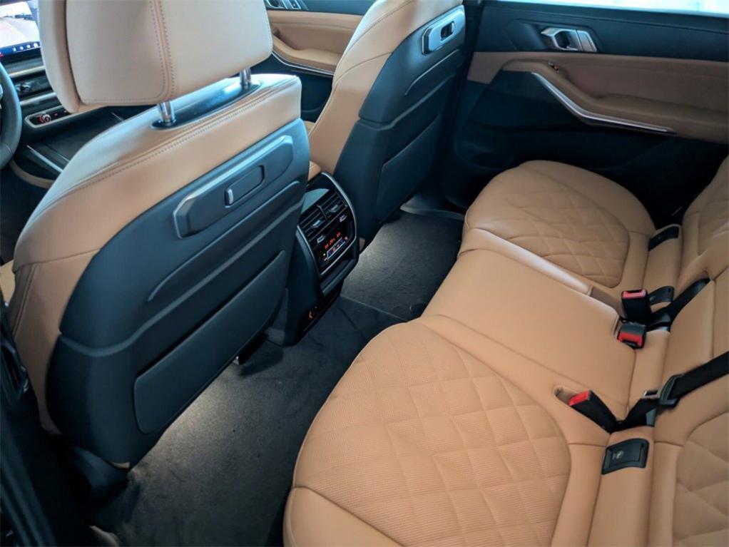new 2026 BMW X7 car