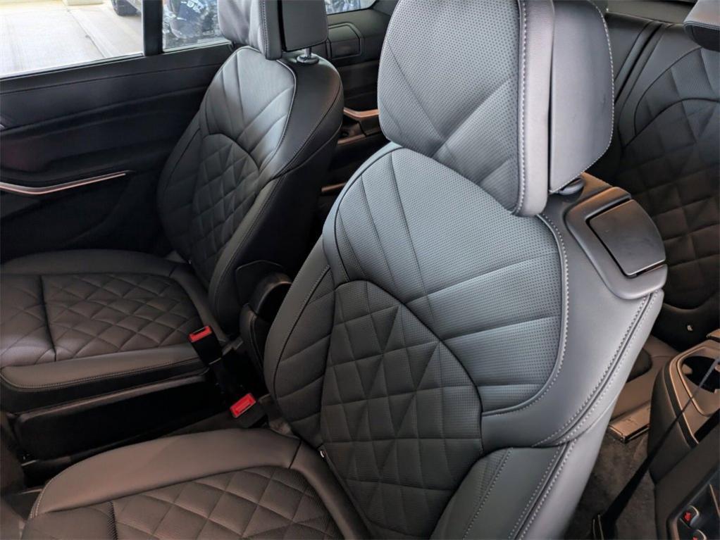 new 2026 BMW X7 car
