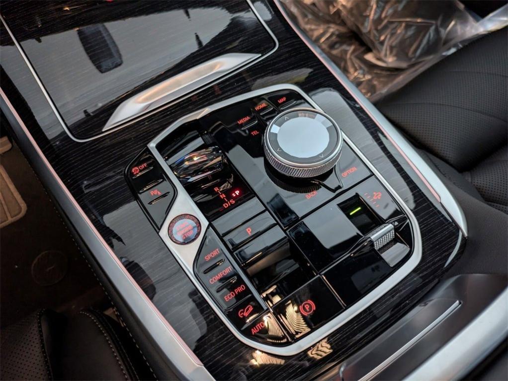 new 2026 BMW X7 car