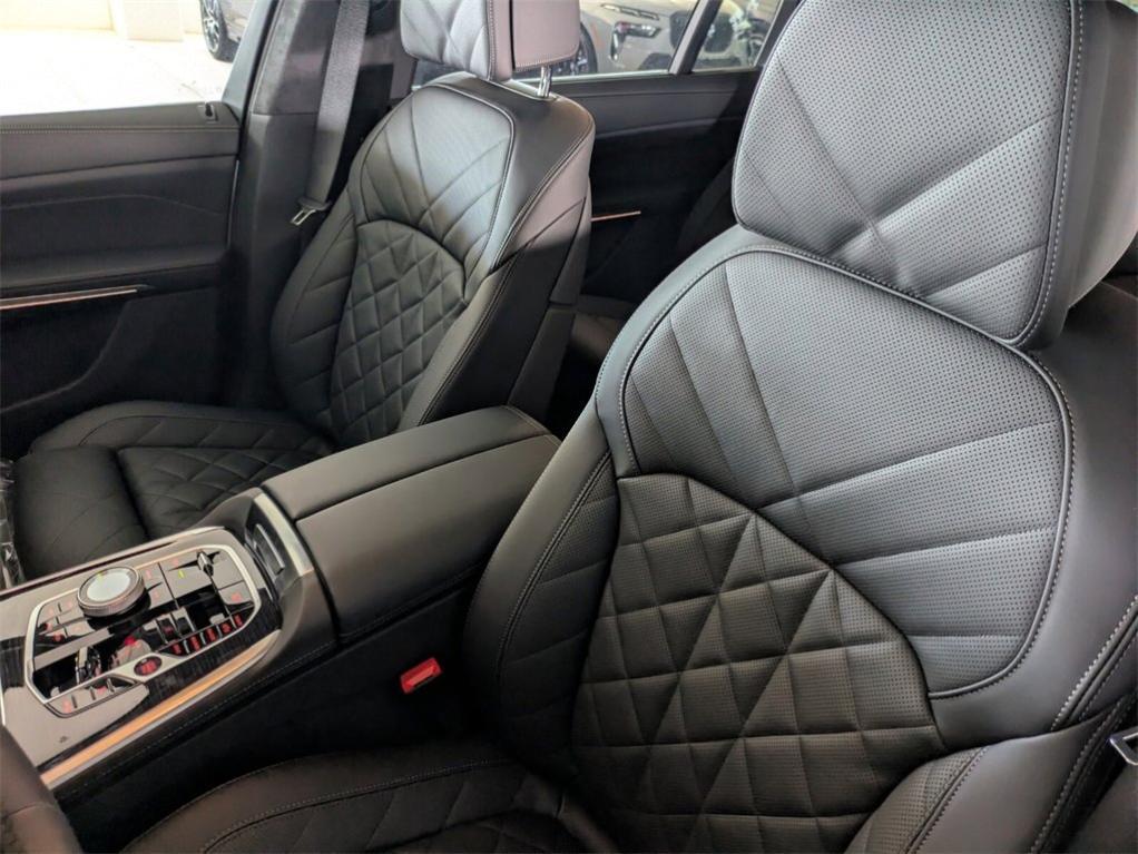 new 2026 BMW X7 car