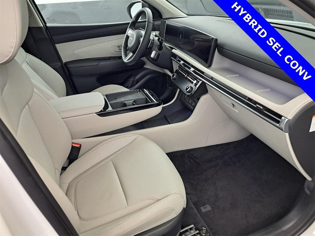 used 2025 Hyundai TUCSON Hybrid car, priced at $33,995